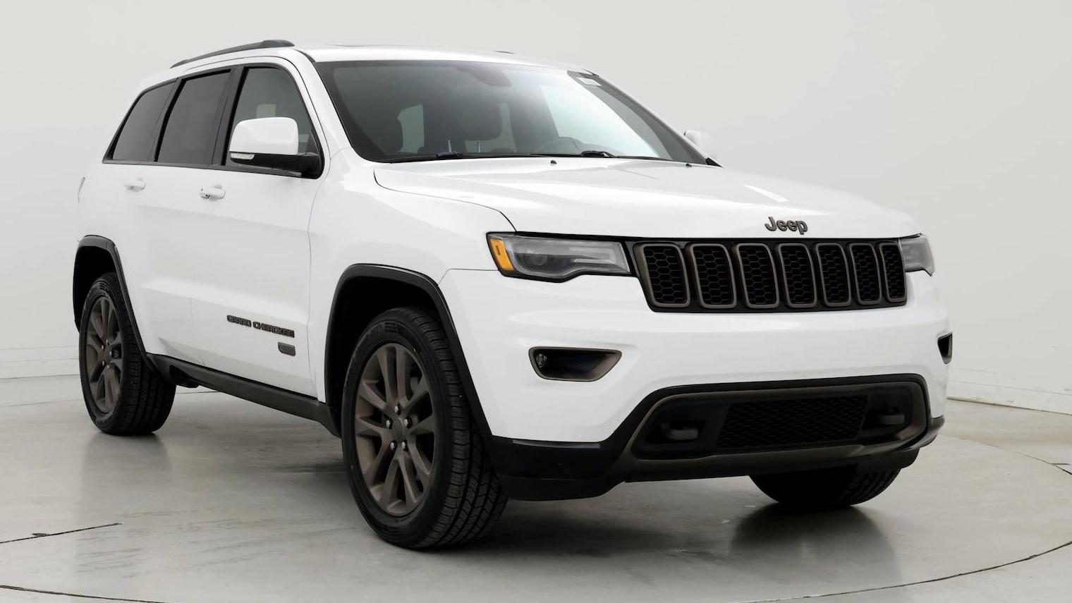 JEEP GRAND CHEROKEE 2016 1C4RJFBG1GC389547 image